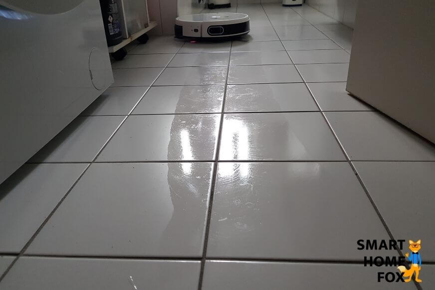 aspirateur robot yeedi mop station trace lavage carrelage